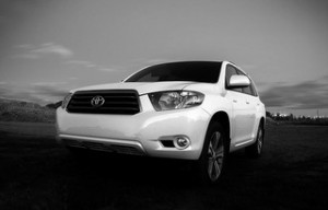 Toyota Highlander Engine for Sale | krystian_o / Foter / Creative Commons Attribution 2.0 Generic (CC BY 2.0)